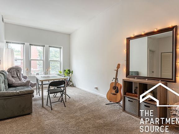5th image of 2958 N Hoyne Ave #2