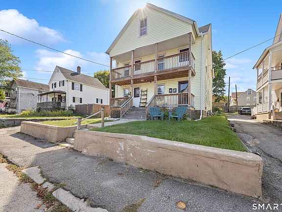 2nd image of 152 Washington Avenue