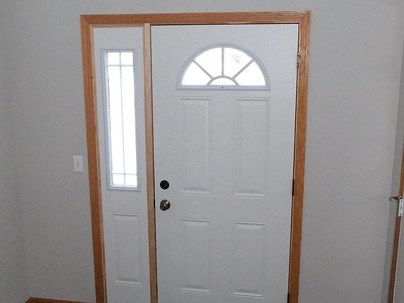 2nd image of 602 Robert Ave