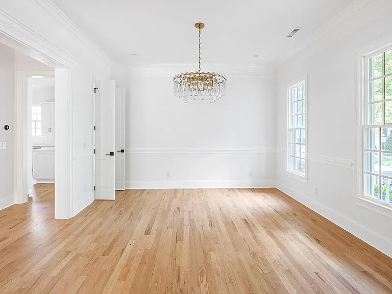 609 Daggett St — Photo 18