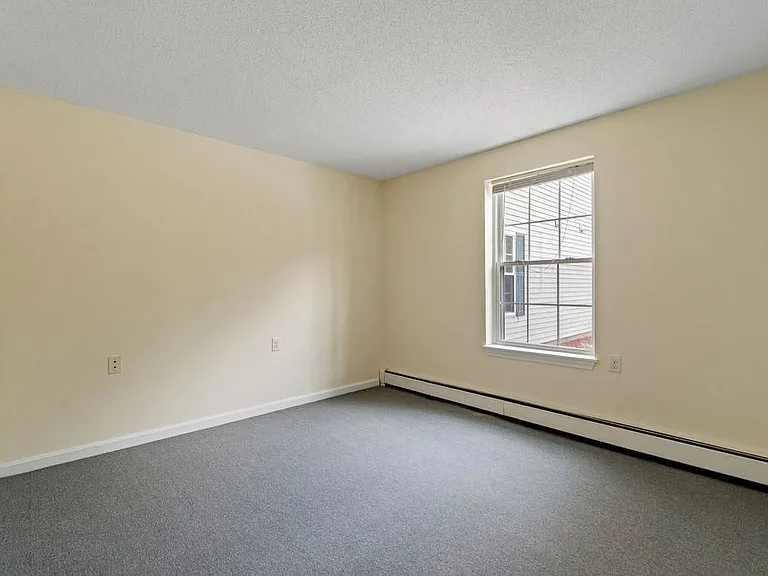 1703 White Cedar Blvd — Photo 16
