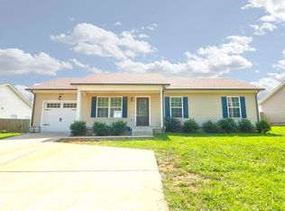 1009 Hugh Hunter Rd, Oak Grove, KY 42262