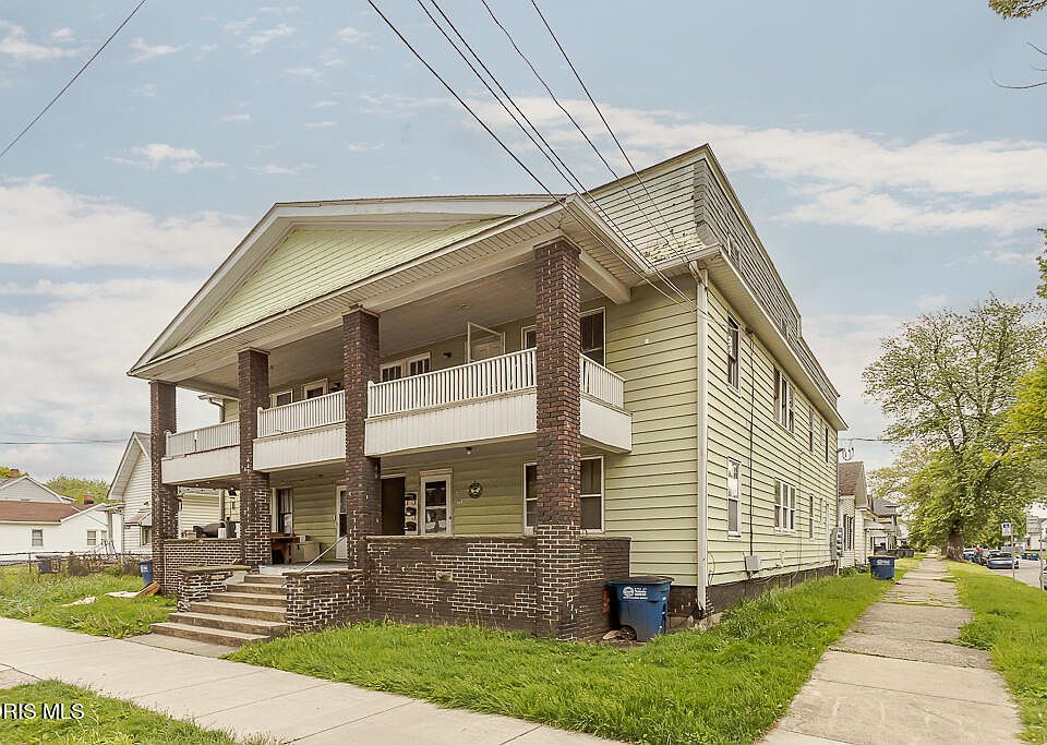2nd image of 1202 Nevada St