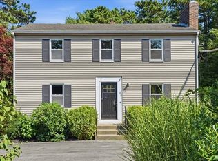 106 Bourne Rd, Plymouth, MA 02360