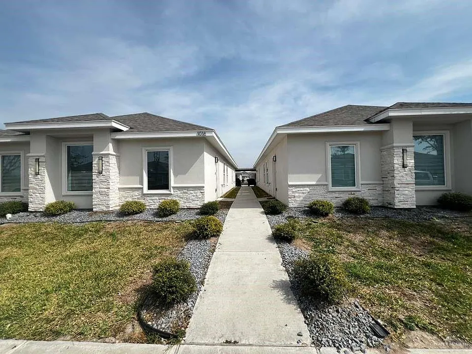 1018 N Abbey Ave #3