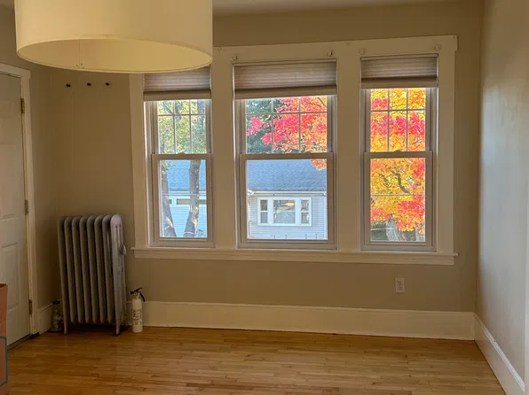 36 Leeman St APT 3, Portland, ME 04103