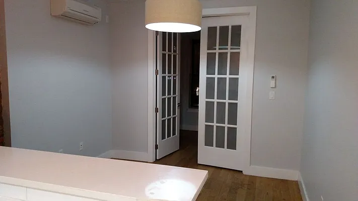 Rented by Nooklyn NYC LLC | media 49