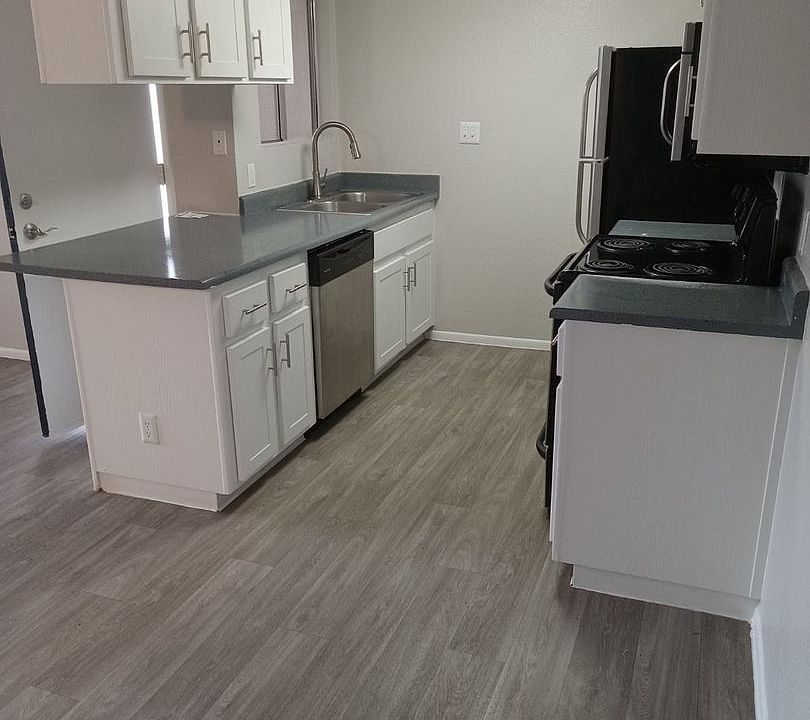 2nd image of 4849 S Darrow Dr APT N250