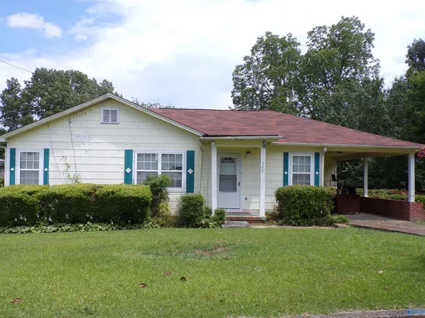 700 Camelia Ave, Gadsden, AL 35903