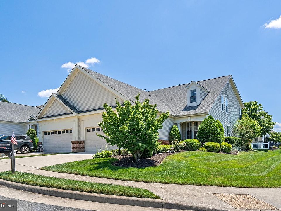 2nd image of 13513 Tallyrand Way