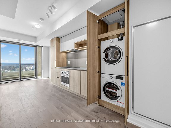 5th image of 181 Sterling Rd #1403