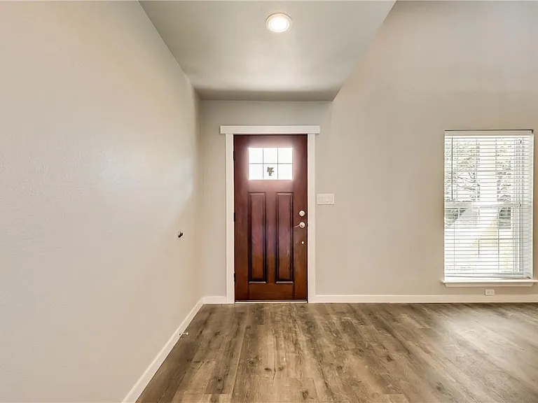 10216 Carry Back Cir — Photo 2