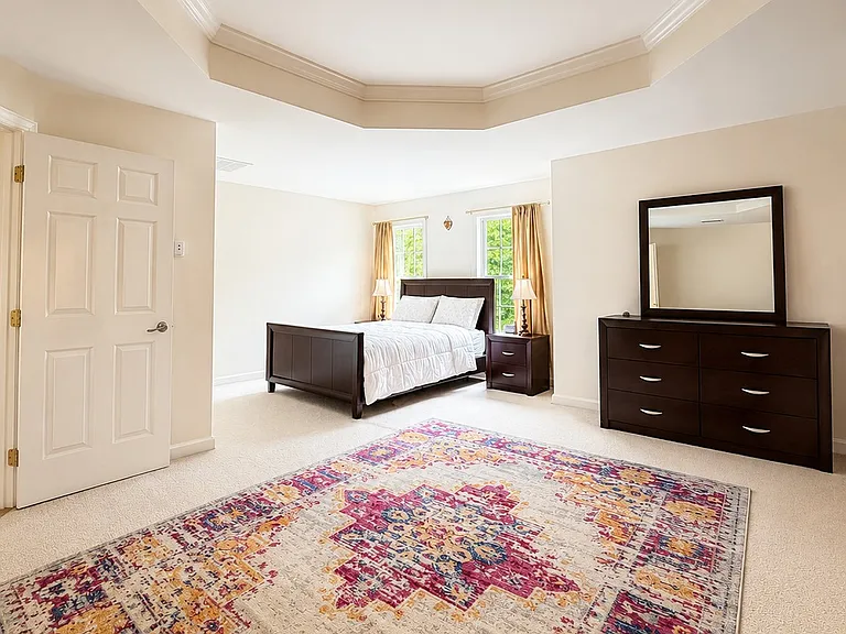 12443 Falconbridge Dr — Photo 10