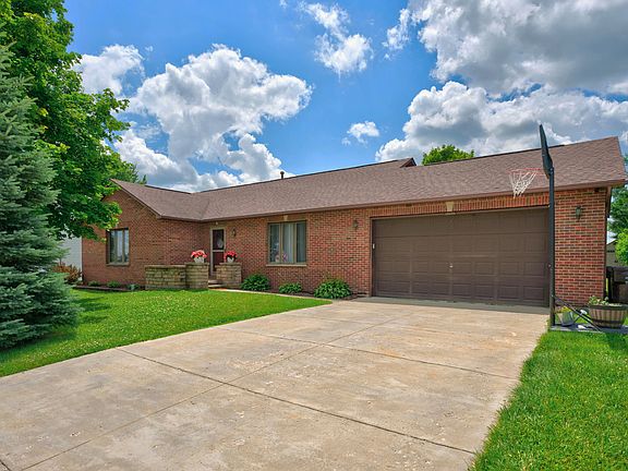 3rd image of 10205 Sharon Ln