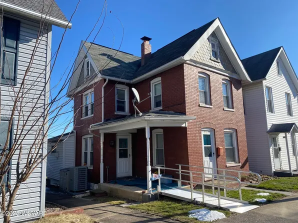 328 S Fairview St, Lock Haven, PA 17745