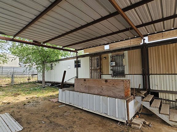 4th image of 4560 George Ln