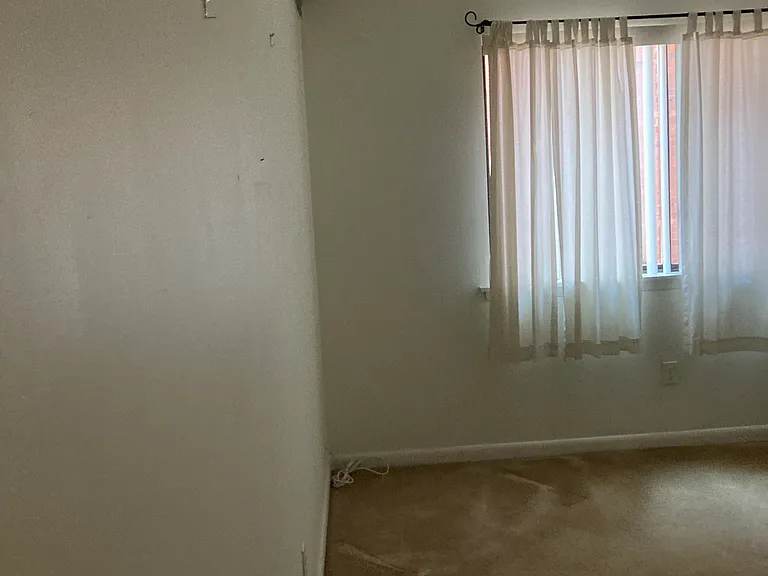 1274 E Main St #B21 — Photo 28