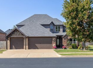 3900 SW Layton Rd, Bentonville, AR 72713