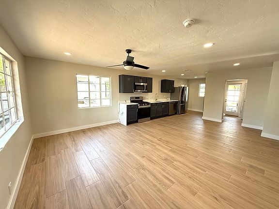 2nd image of 2925 E Mulberry Dr