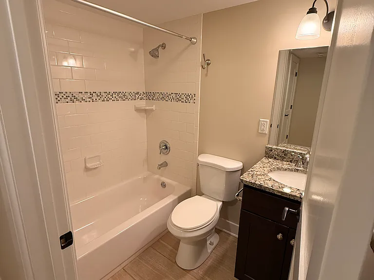City Club Apartments — Photo 52
