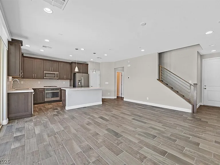 921 Cirrus Cloud Ave — Photo 3