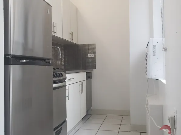 131 East 23rd Street image 6 of 8