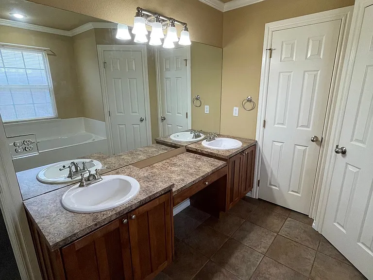 5202 S Redbud Dr W — Photo 11