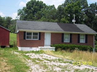 1065 Drowning Crescent Rd, Irvine, KY 40336