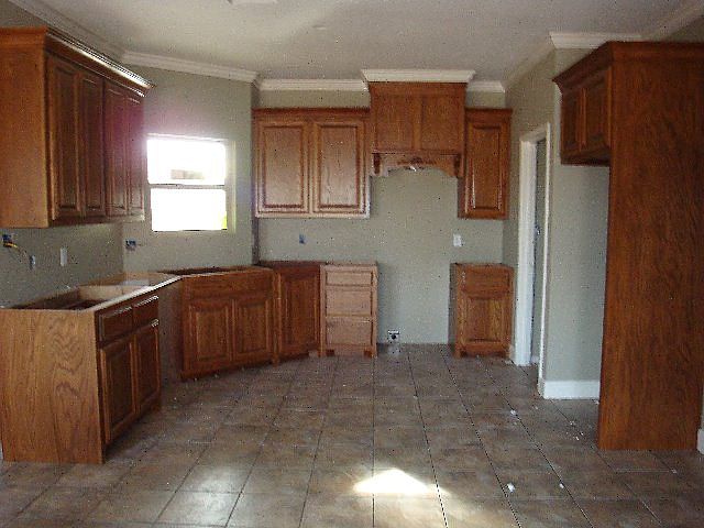 1st image of 1403 E Pecan Ave