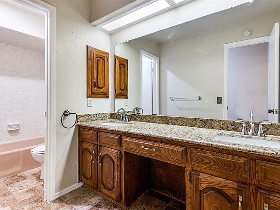 3rd image of 2708 Landershire Ln