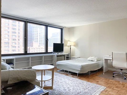 Rented by ONE Manhattan Real Estate | media 2