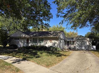106 Oriole Cir, Rockford, IL