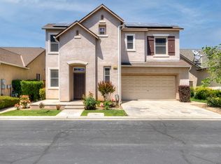619 W Casanova Ln, Clovis, CA
