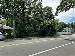 2nd image of 138 Beach Rd