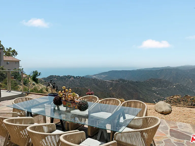 231 Loma Metisse Rd — Photo 15