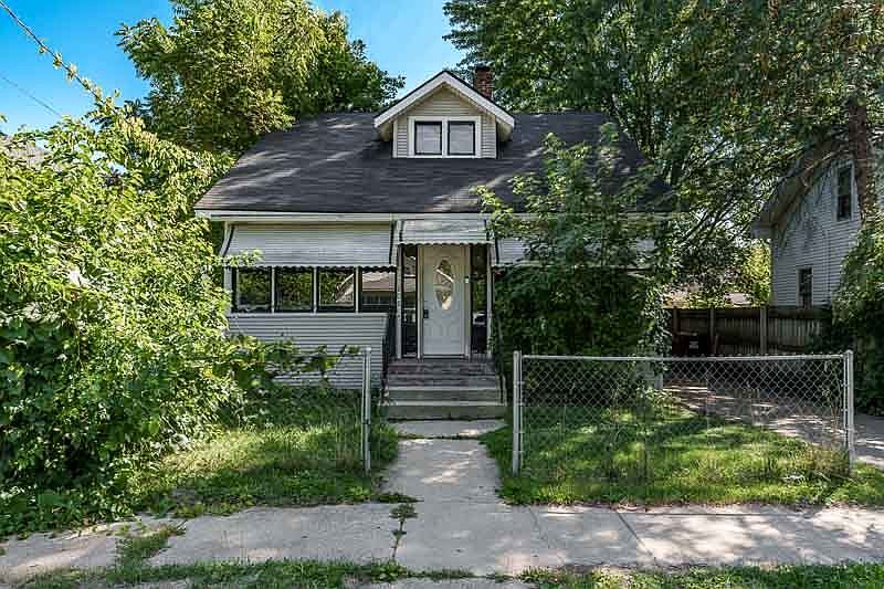 1st image of 808 18th Ave