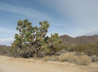 11900 S Sherry Rd, Yucca, AZ 86438