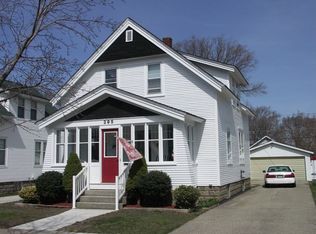 295 W 18th St, Holland, MI 49423