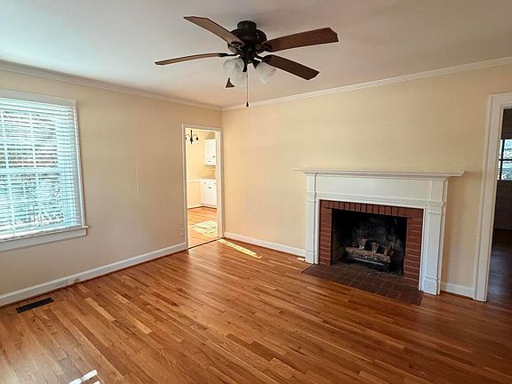 2nd image of 680 N Bennett St