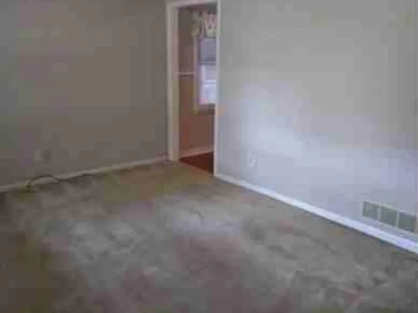 22 Marty Ln, Dallas, GA 30132