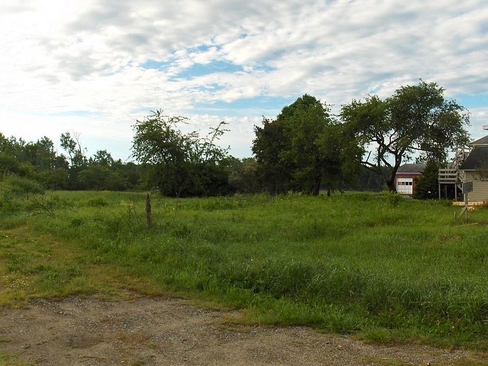 2nd image of 64 Main Street