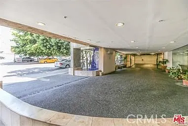 2 bed, 1210 sqft, $3,100 — Photo 3