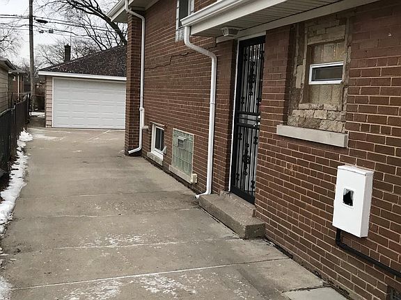 4th image of 1359 Buffalo Ave #0