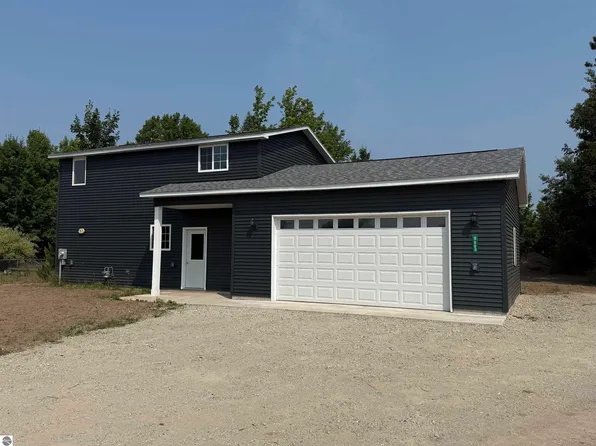 5608 W Blair Townhall Rd, Grawn, MI 49637