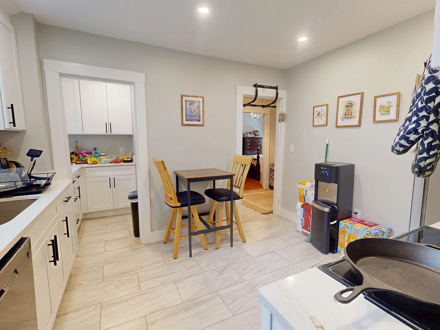 2 bed, 1100 sqft, $3,000 — Photo 4