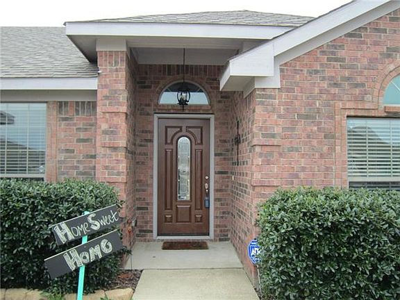 2nd image of 326 Hacienda Dr