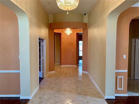 4th image of 1108 Apache Lake Dr