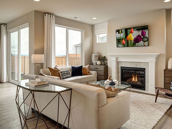 Intimate gathering room