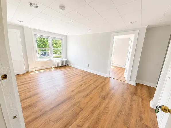46 Main St #3, Charlton, MA 01507