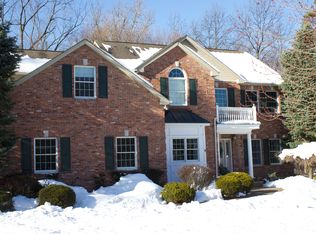 12 Arbor Ct, Warwick, NY 10990